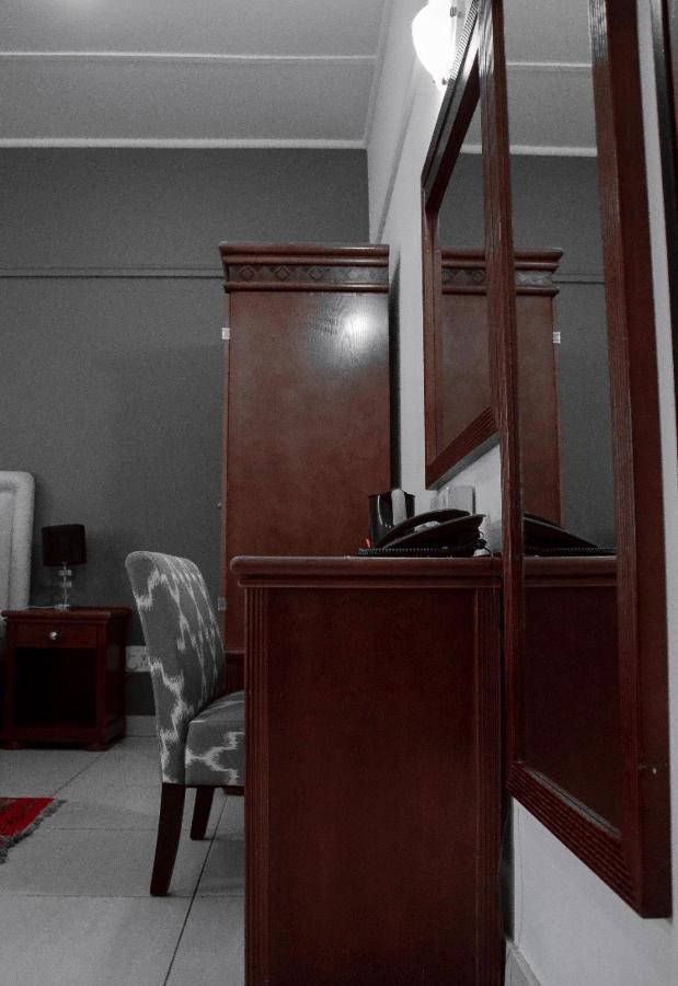 بهالابوروا Cajori Hotel المظهر الخارجي الصورة