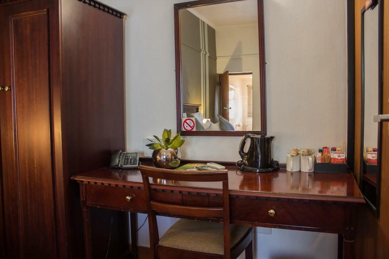بهالابوروا Cajori Hotel المظهر الخارجي الصورة
